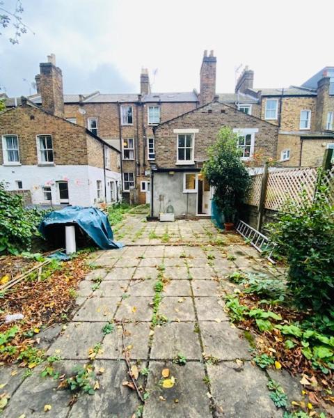 In Islington Apartament *